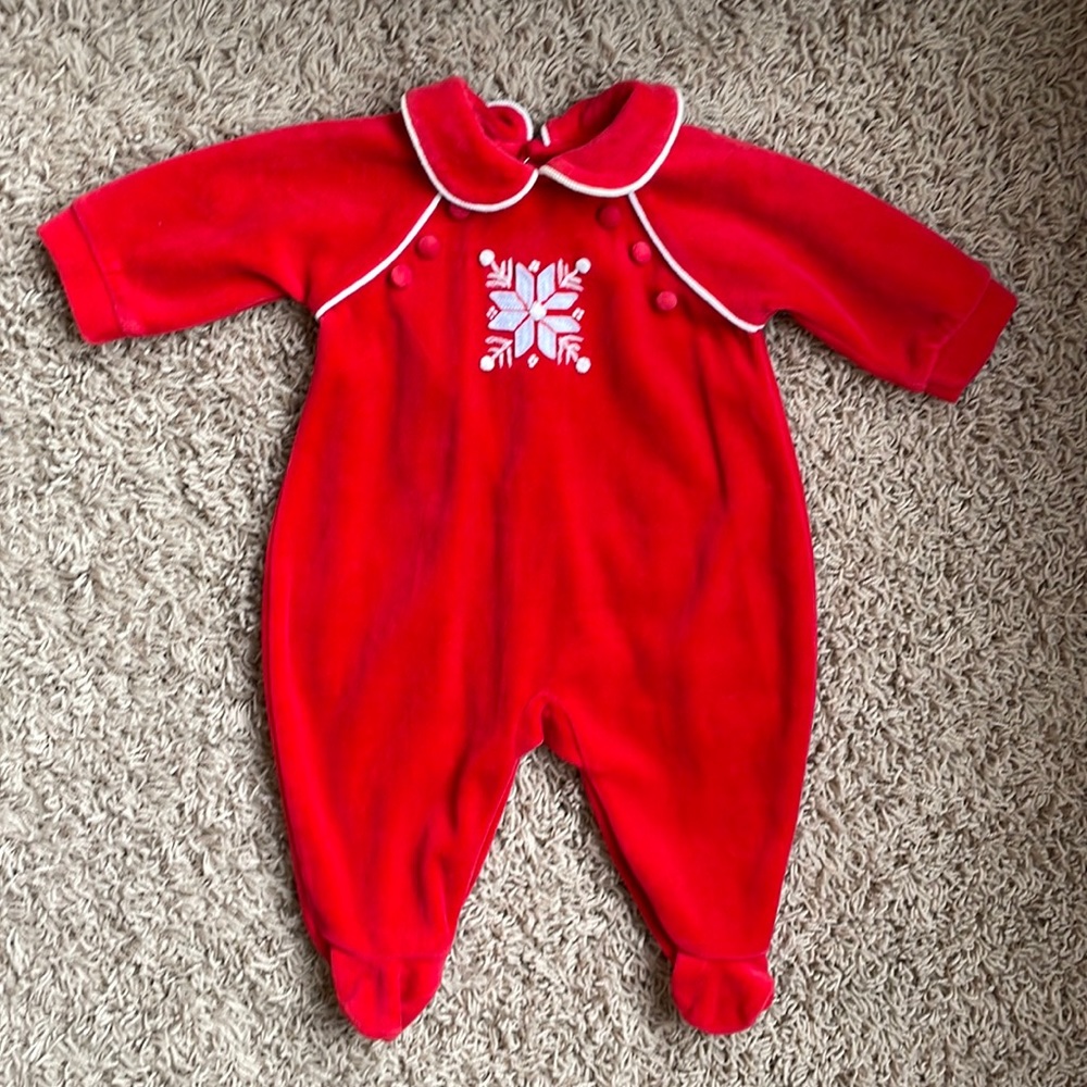 Hartstrings baby Christmas outfit